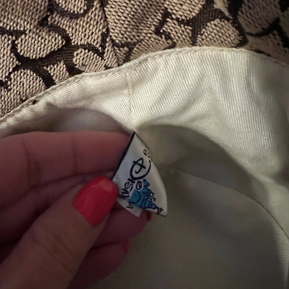 💕🌼 NWOT Disney Bucket Hat Mickey ears - Picture 5 of 5